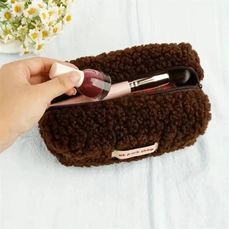 حقيبة تخزين من صوف الحملان 202 - مراجعة Aesthetic Large Pencil Case Pouch وسعره